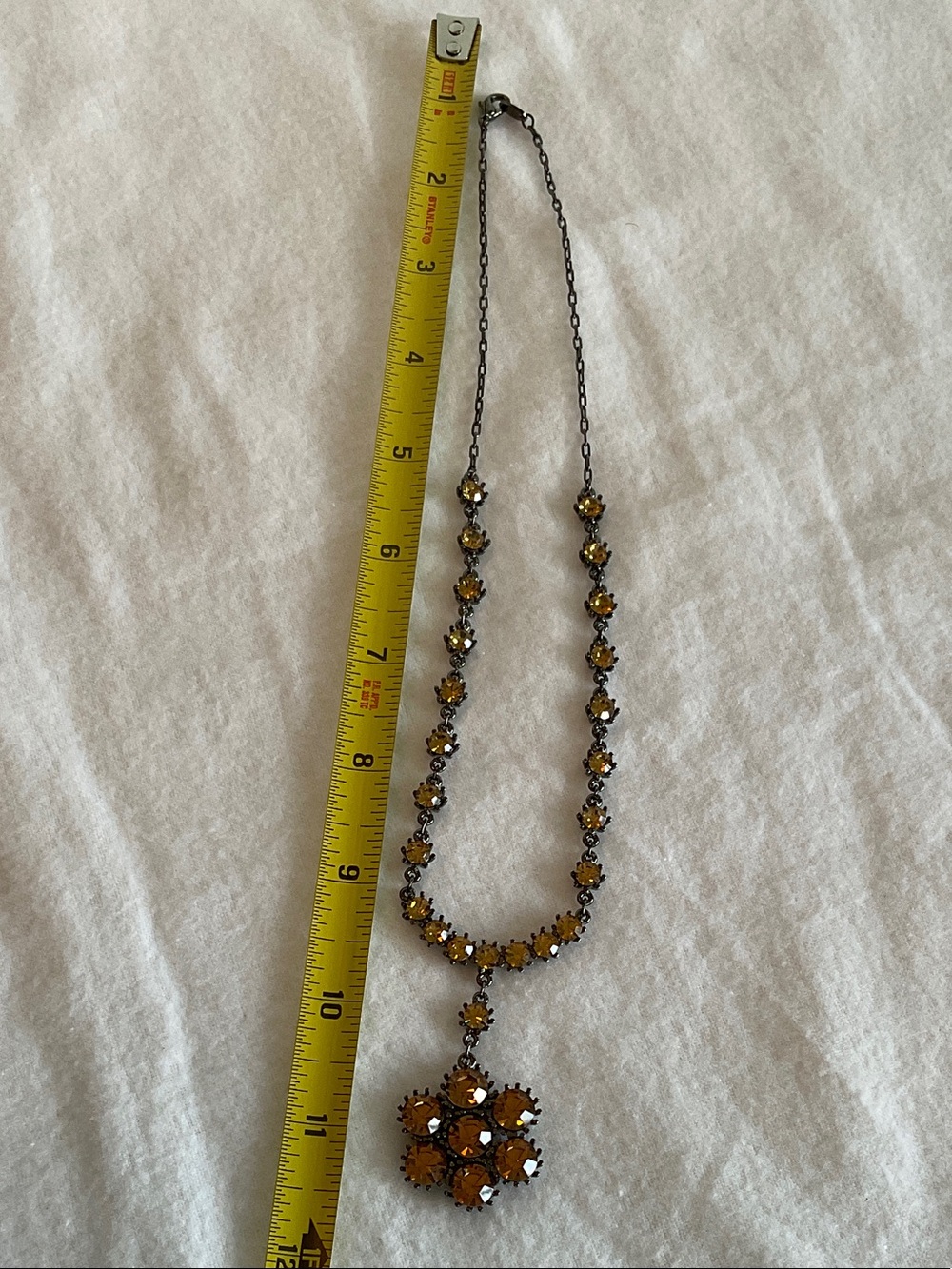 Flower Rhinestone Necklace - Picture 4 of 4